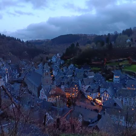 Boutique Fachwerkhaus Thirty Five Monschau Exterior foto