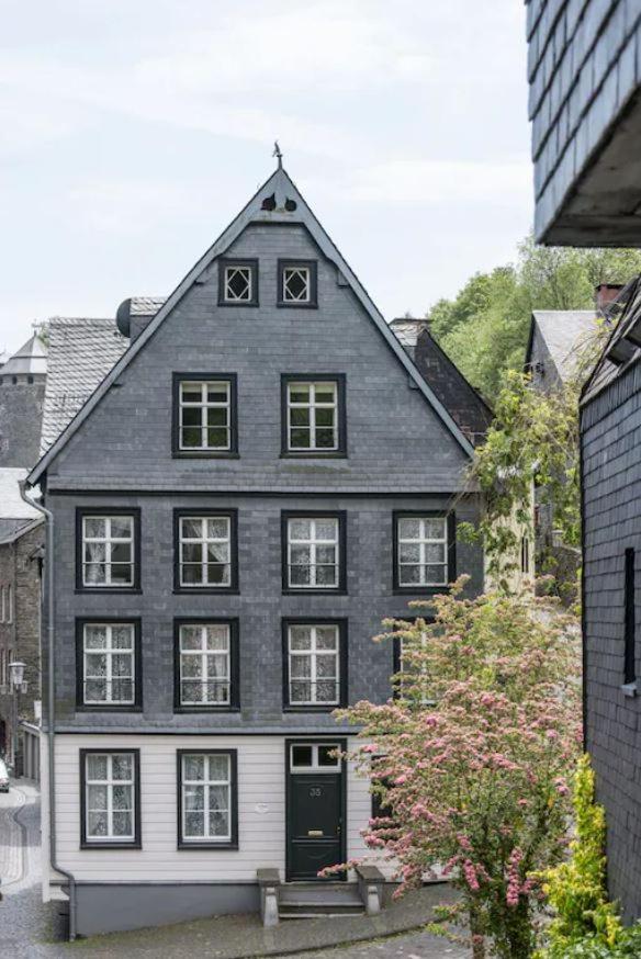 Boutique Fachwerkhaus Thirty Five Monschau Exterior foto